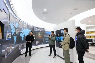 網(wǎng)絡(luò)大V、媒體記者共赴&ldquo;冬游乳山 暢品牡蠣&rdquo;觀光體驗(yàn)之旅